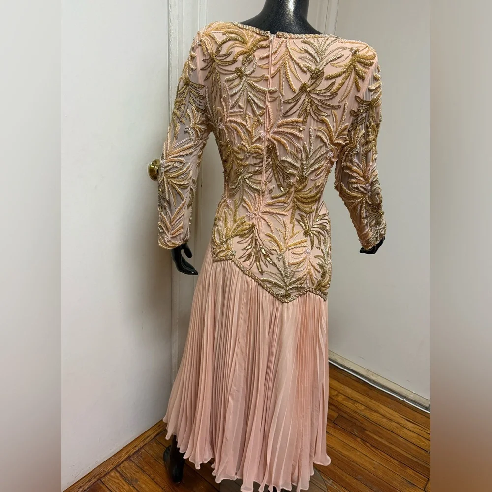 Vintage Bridgerton Victoria Royal Pink Floral Embroidered Maxi Gown Halloween - Picture 12 of 12